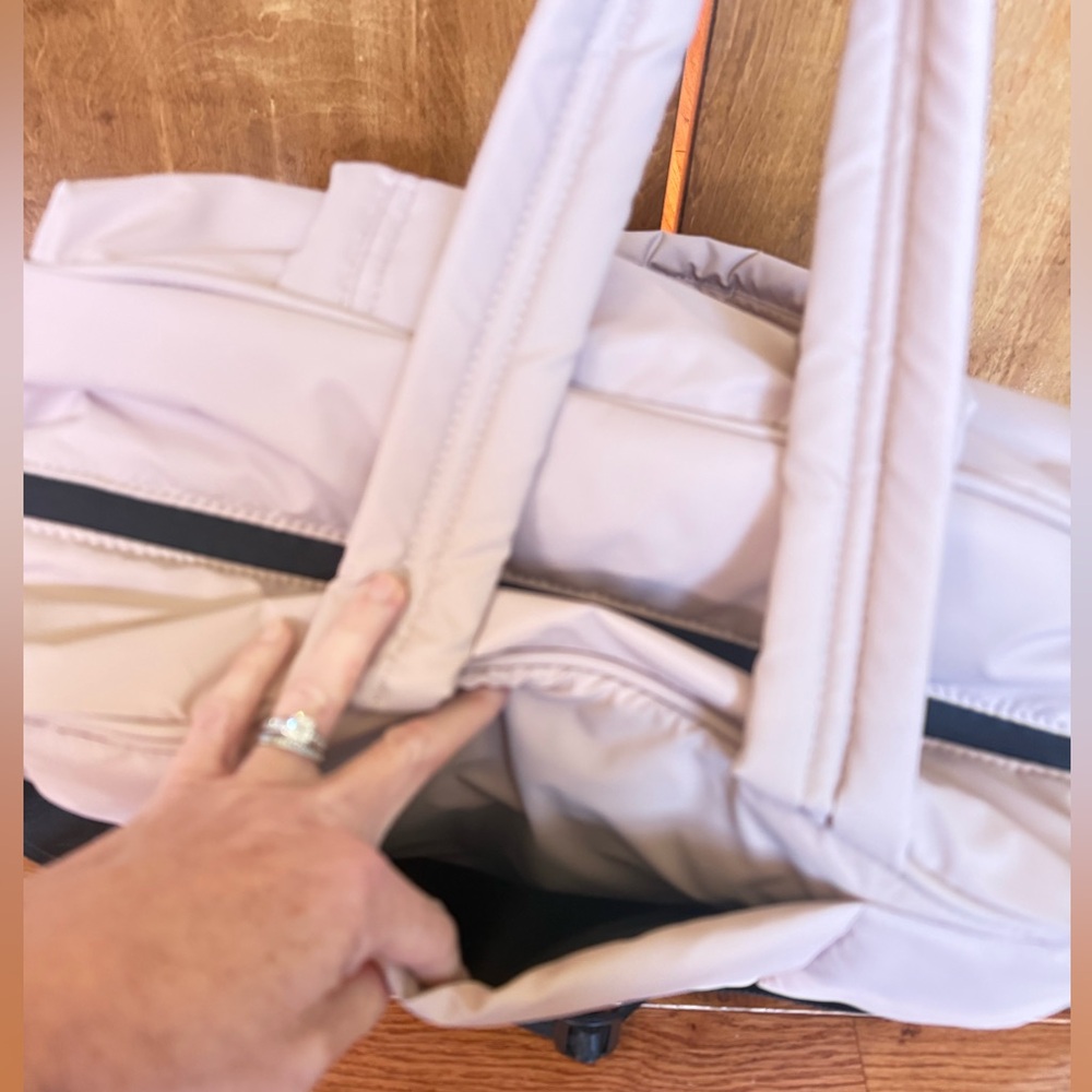 Calpak Luka Duffel - Rose Quartz - Picture 11 of 12